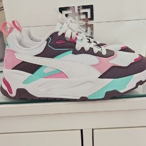 Puma Women's Pink and Teal Sneakers